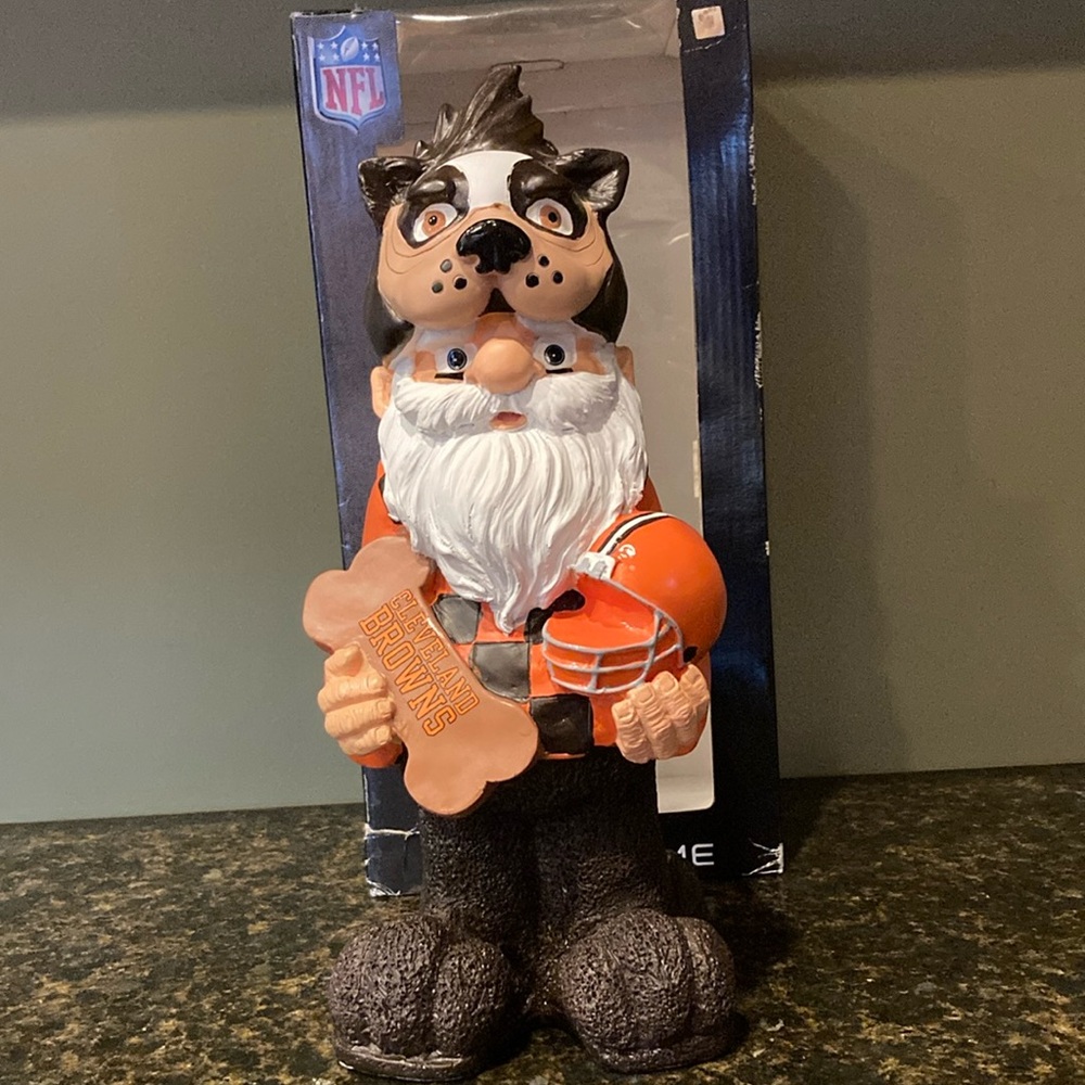Cleveland Browns NFL gnome🏈 *NIB